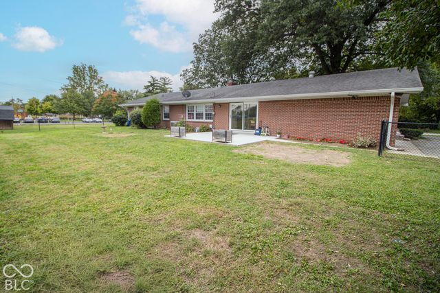 8647 Driftwood Drive, Indianapolis, IN 46240
