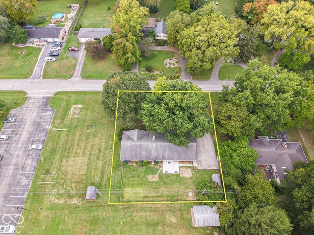 8647 Driftwood Drive, Indianapolis, IN 46240
