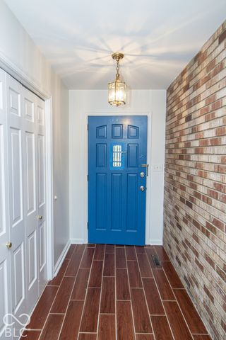 8647 Driftwood Drive, Indianapolis, IN 46240