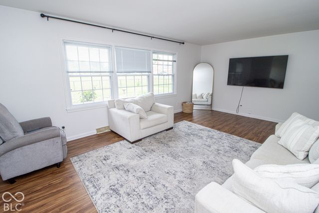 8647 Driftwood Drive, Indianapolis, IN 46240