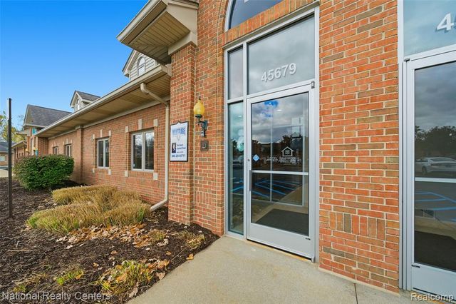 45679 Village Blvd, Shelby Twp, MI 48315