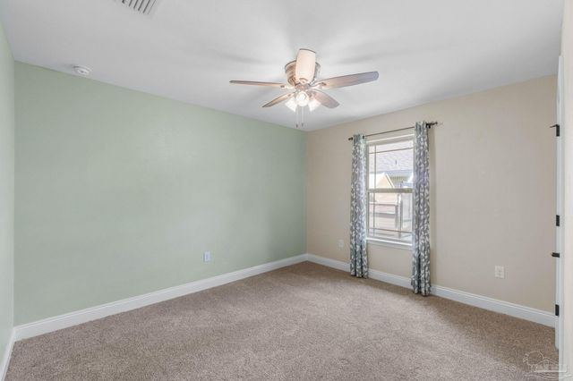 8916 Clearbrook Dr, Milton, FL 32583
