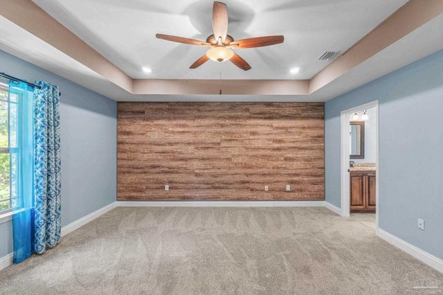 8916 Clearbrook Dr, Milton, FL 32583
