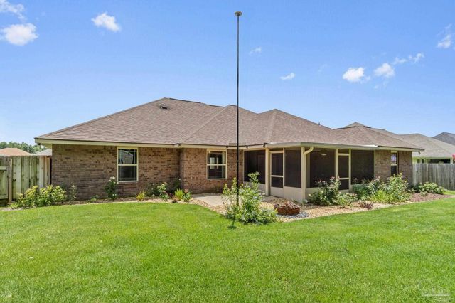 8916 Clearbrook Dr, Milton, FL 32583