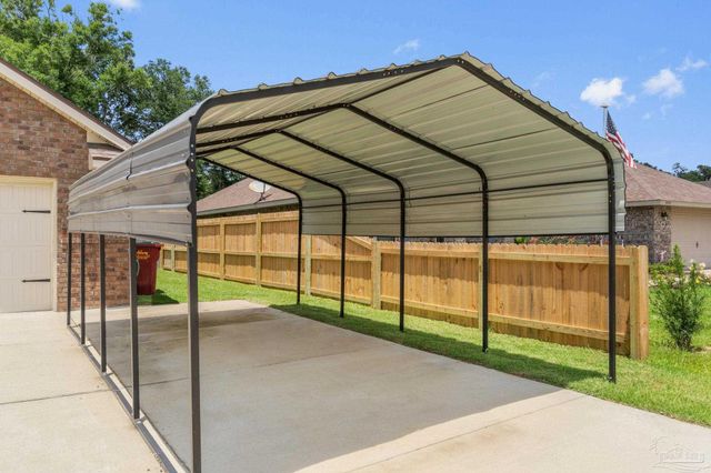 8916 Clearbrook Dr, Milton, FL 32583