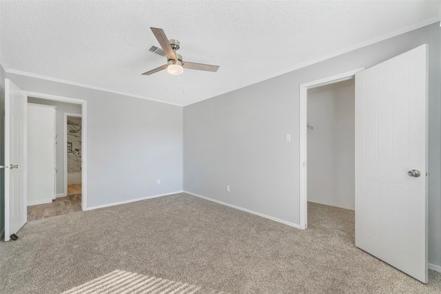 3400 Raindrop Drive, Alvarado, TX 76009