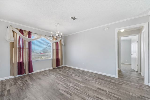 3400 Raindrop Drive, Alvarado, TX 76009