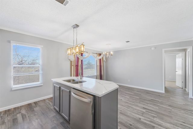 3400 Raindrop Drive, Alvarado, TX 76009