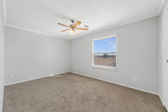 3400 Raindrop Drive, Alvarado, TX 76009