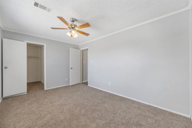 3400 Raindrop Drive, Alvarado, TX 76009