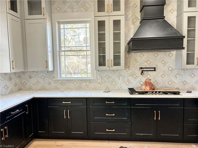 5089 Harvestview Drive, Mebane, NC 27302