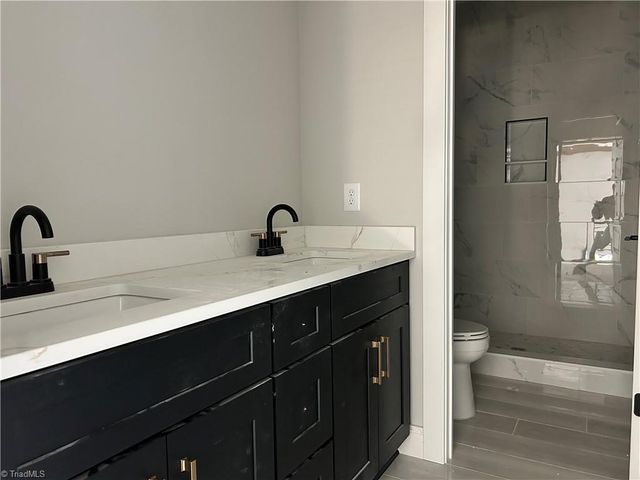 5089 Harvestview Drive, Mebane, NC 27302