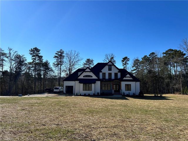 5089 Harvestview Drive, Mebane, NC 27302