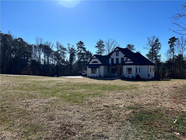 5089 Harvestview Drive, Mebane, NC 27302