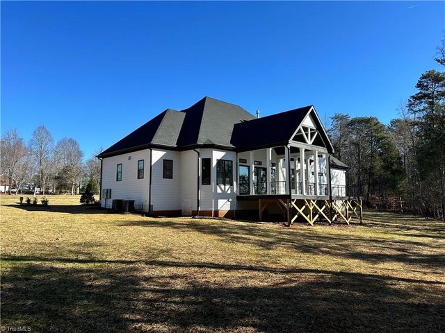 5089 Harvestview Drive, Mebane, NC 27302