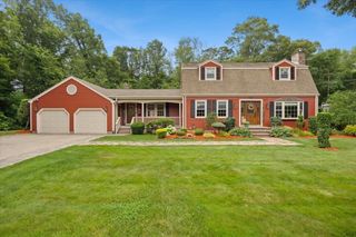 195 Colonial Dr, Somerset, MA 02726