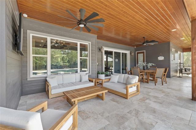 22250 DEER PARK AVENUE, Eustis, FL 32736