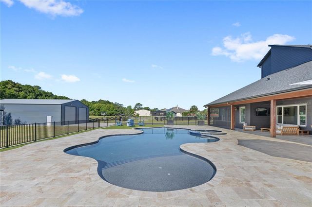 22250 DEER PARK AVENUE, Eustis, FL 32736