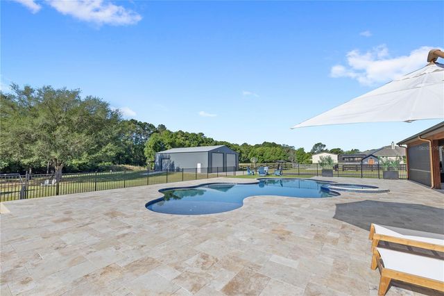 22250 DEER PARK AVENUE, Eustis, FL 32736