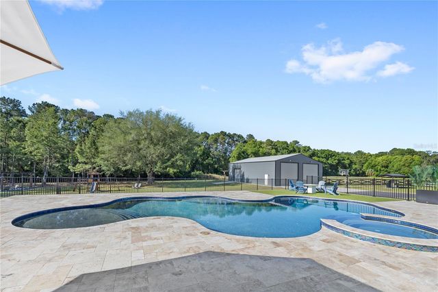 22250 DEER PARK AVENUE, Eustis, FL 32736