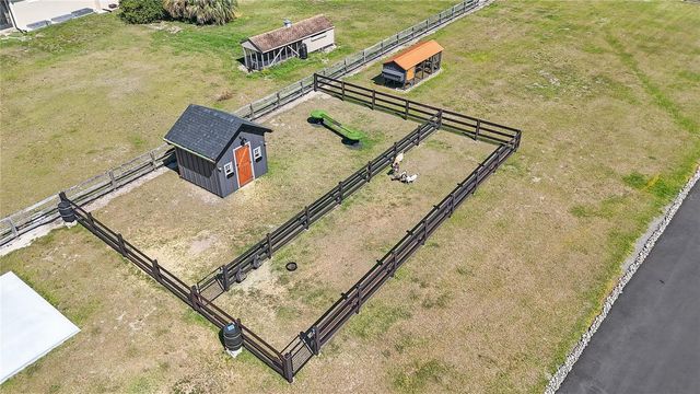 22250 DEER PARK AVENUE, Eustis, FL 32736