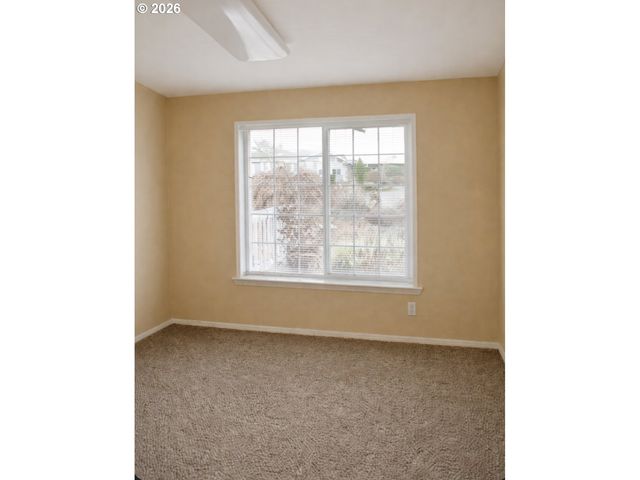 16500 Se 1ST St, Vancouver, WA 98684