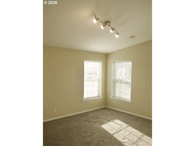 16500 Se 1ST St, Vancouver, WA 98684