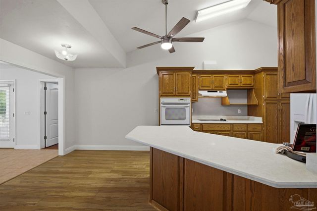 1522 Oak Shore Dr, Gulf Breeze, FL 32563