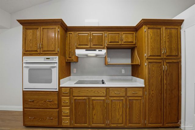 1522 Oak Shore Dr, Gulf Breeze, FL 32563