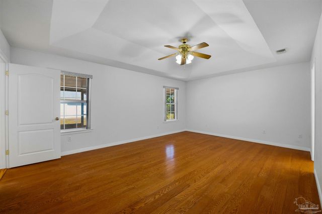 1522 Oak Shore Dr, Gulf Breeze, FL 32563