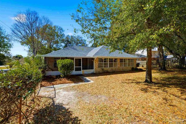 1522 Oak Shore Dr, Gulf Breeze, FL 32563