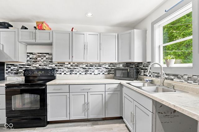 3511 N Keystone Avenue, Indianapolis, IN 46218