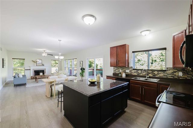 1599 Laurel Bluffs Drive, St Louis, MO 63042