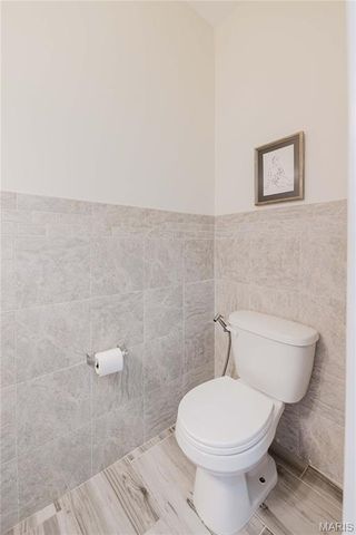 1599 Laurel Bluffs Drive, St Louis, MO 63042