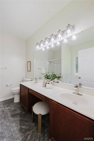 1599 Laurel Bluffs Drive, St Louis, MO 63042