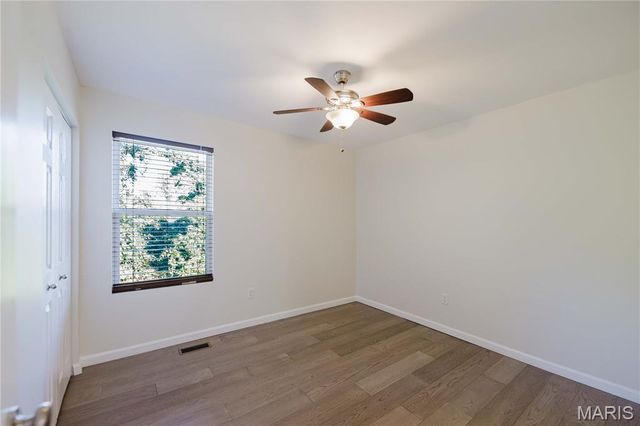 1599 Laurel Bluffs Drive, St Louis, MO 63042