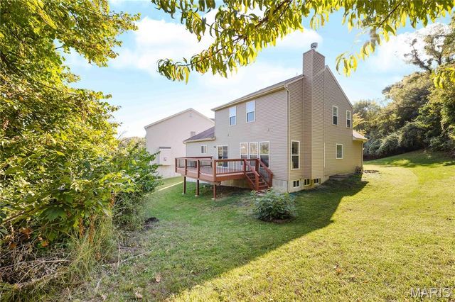 1599 Laurel Bluffs Drive, St Louis, MO 63042