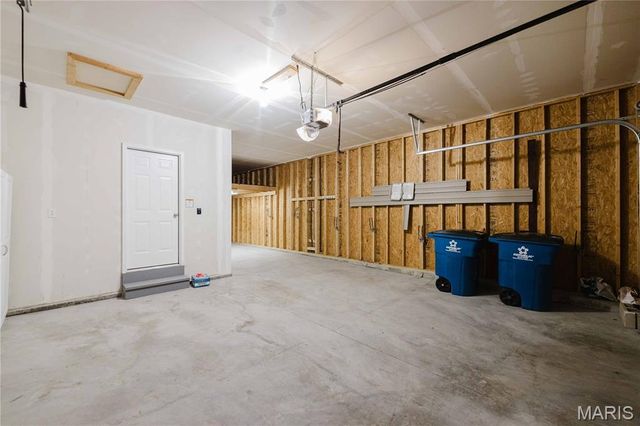 1599 Laurel Bluffs Drive, St Louis, MO 63042