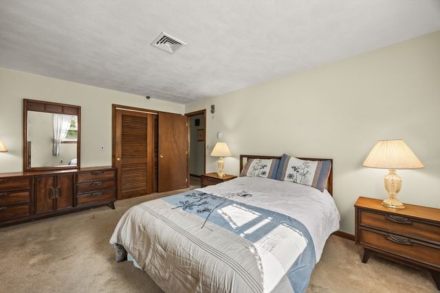1372 Pleasant St, Brockton, MA 02301
