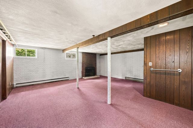1372 Pleasant St, Brockton, MA 02301