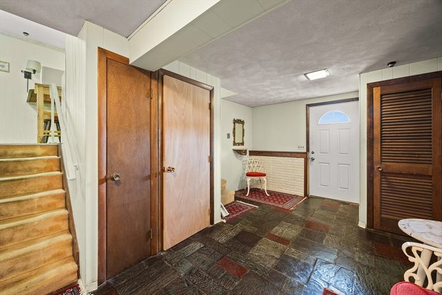 1372 Pleasant St, Brockton, MA 02301