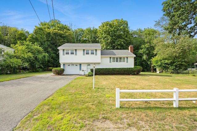 1372 Pleasant St, Brockton, MA 02301
