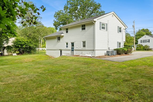 1372 Pleasant St, Brockton, MA 02301