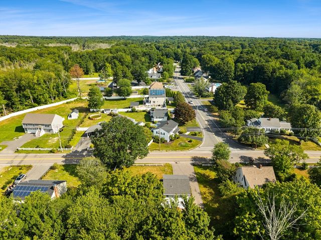 1372 Pleasant St, Brockton, MA 02301