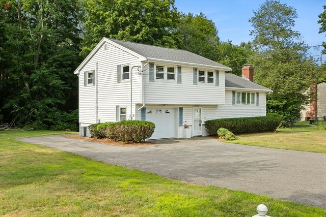 1372 Pleasant St, Brockton, MA 02301