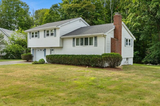 1372 Pleasant St, Brockton, MA 02301