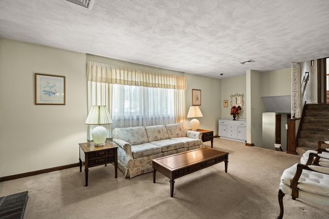 1372 Pleasant St, Brockton, MA 02301