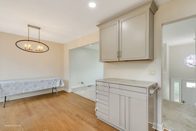 853 Voyager Drive, Bartlett, IL 60103