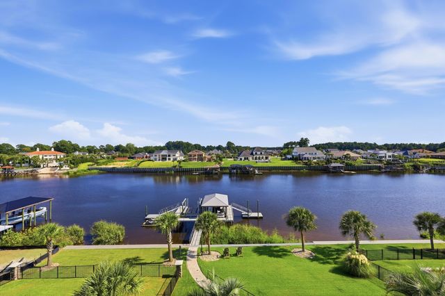 840 Waterton Ave., Myrtle Beach, SC 29579