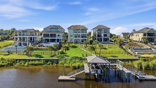 840 Waterton Ave., Myrtle Beach, SC 29579
